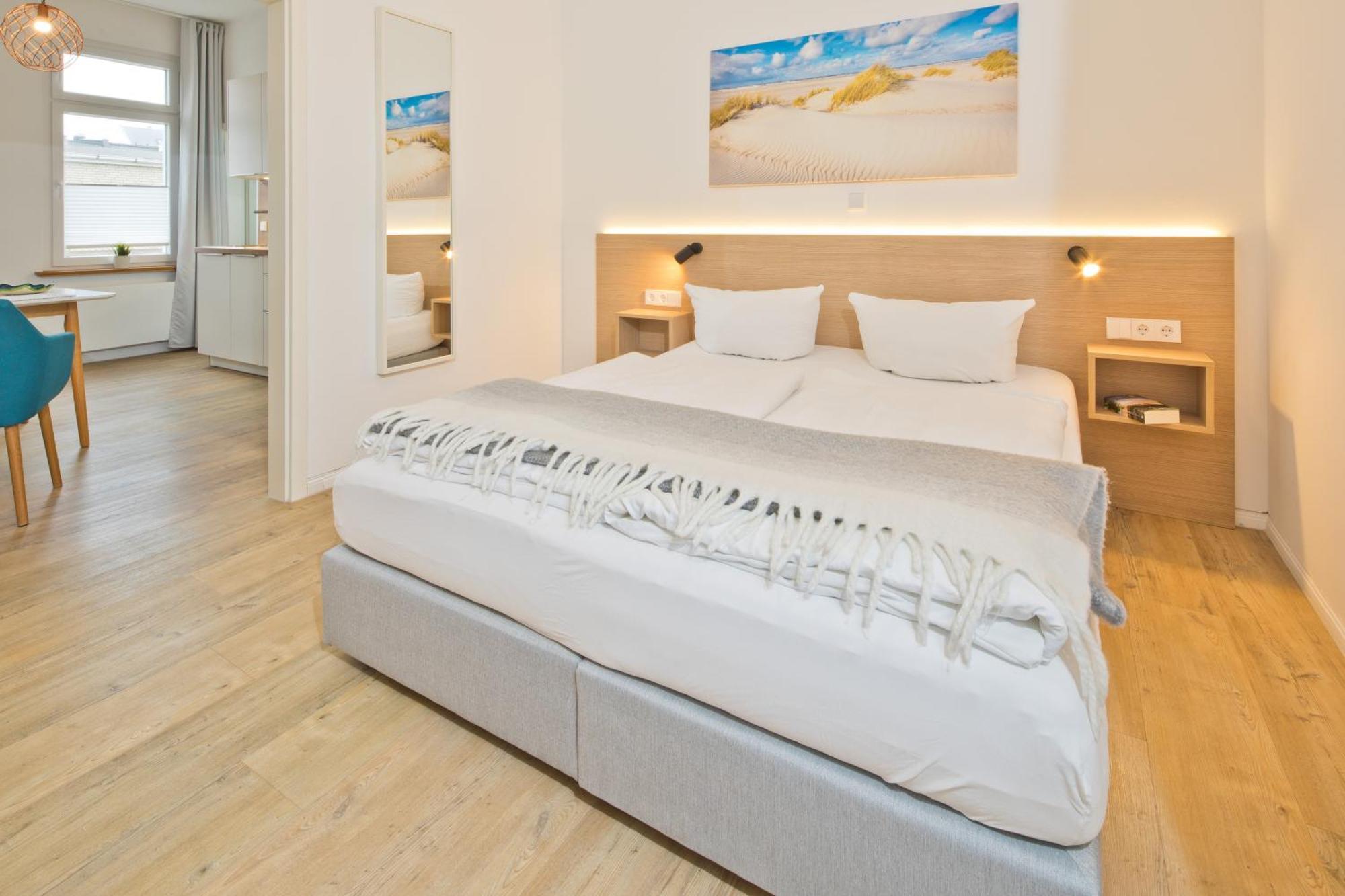 Haus Menno Janssen - Ferienwohnung Bella Norderney Esterno foto